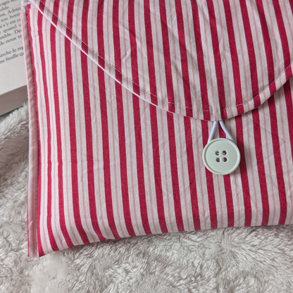 Pochette Lola - Livre de poche