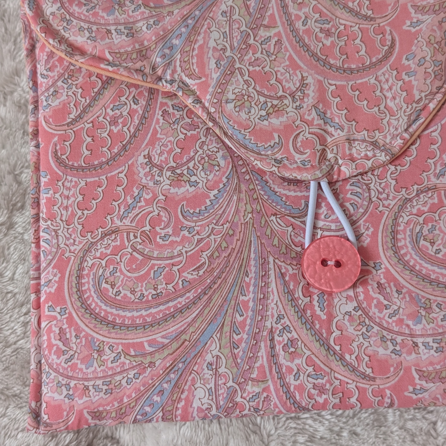 Pochette Esmeralda - Liseuse